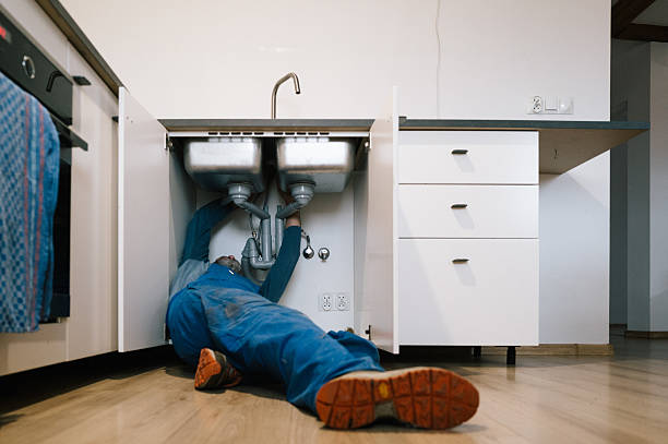 Professional Plumbing technician working in Fort Worth, TX